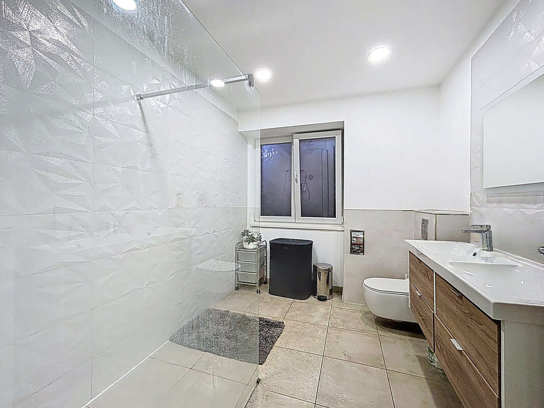 Maison à TASSIN-LA-DEMI-LUNE