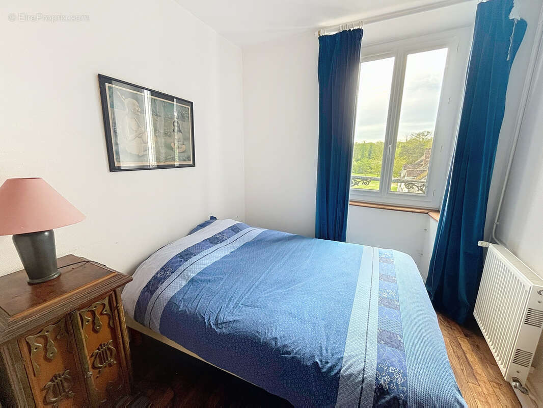 Maison en pierres avec dépendance et double garage - photo 11