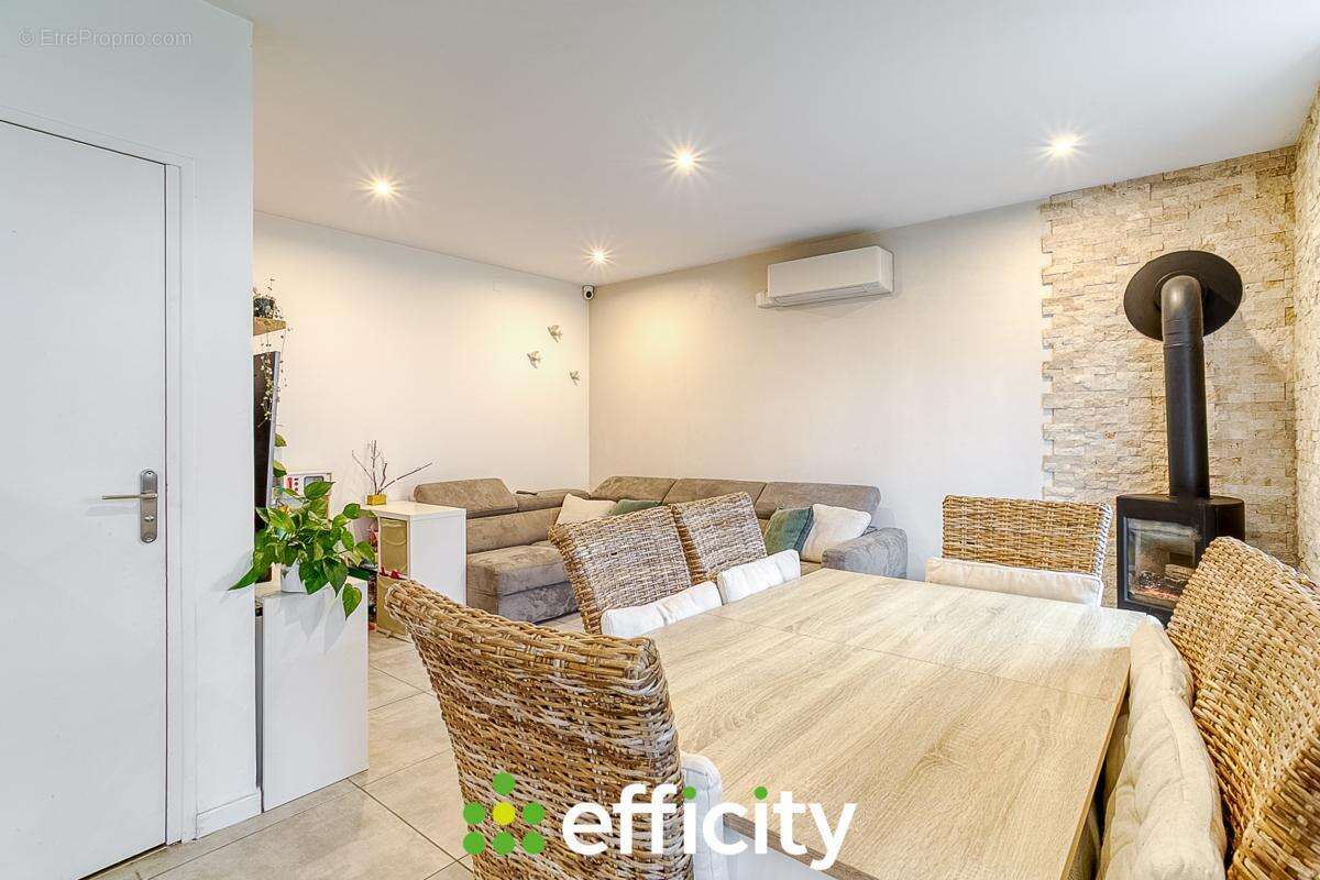 Maison à SAINT-RAMBERT-D'ALBON