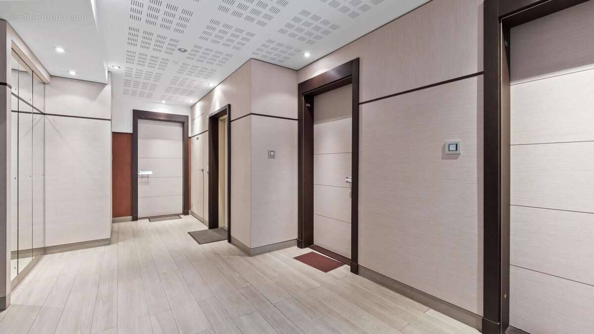 Appartement à GARCHES