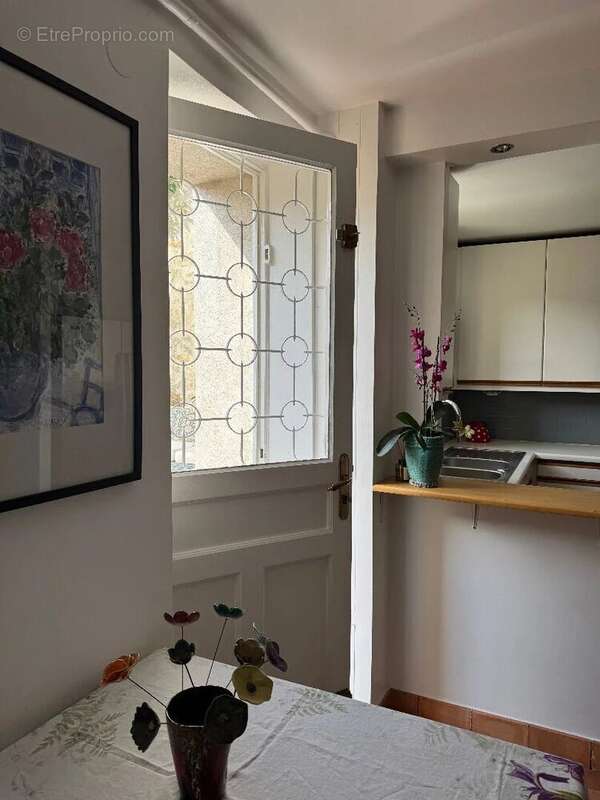 Maison à FEUCHEROLLES