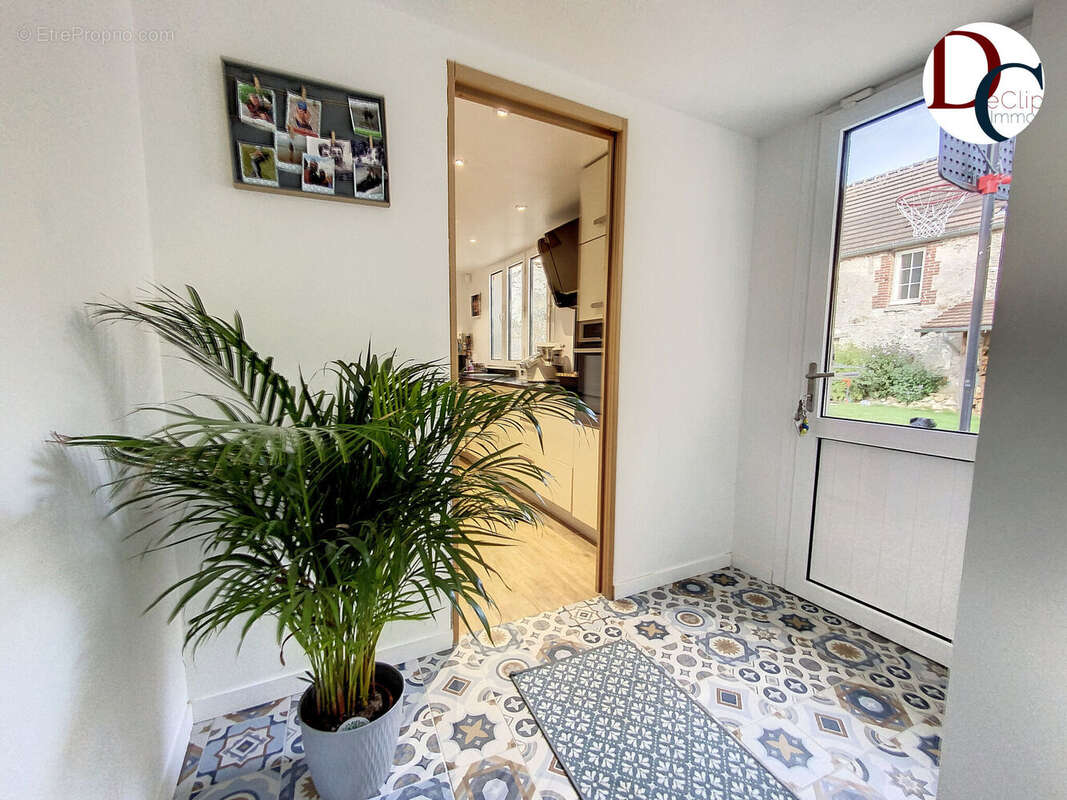 Photo 2 - Maison à SENLIS