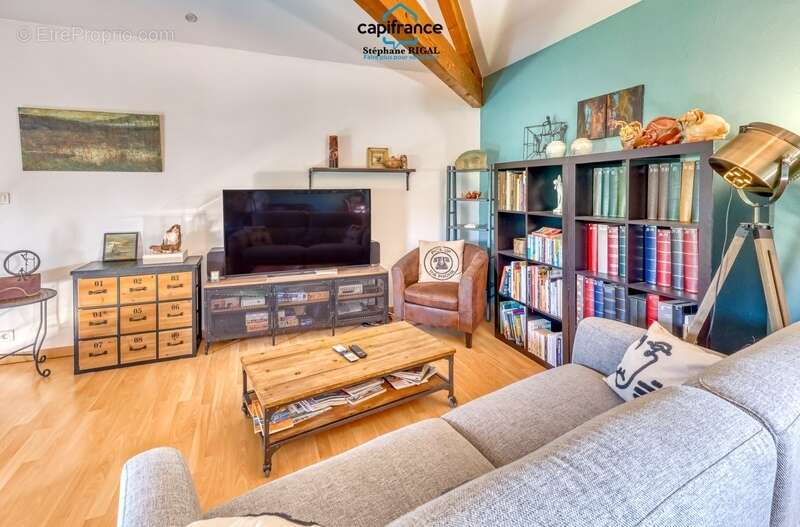 Propriete à vendre 11 pièces MONSEGUR (47) Propriété avec maison et maison d'amis de 260m2 habitables sur 12 757m² de terrain -  - photo 12
