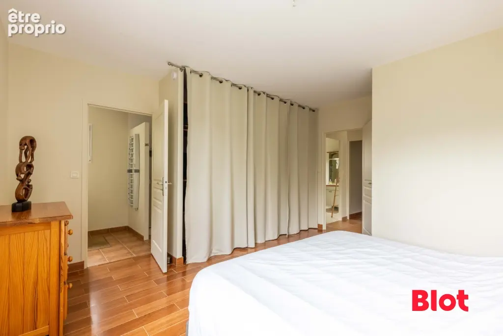 Maison 8 pièces 243 m² à vendre à Sens-De-Bretagne (35490) - photo 6