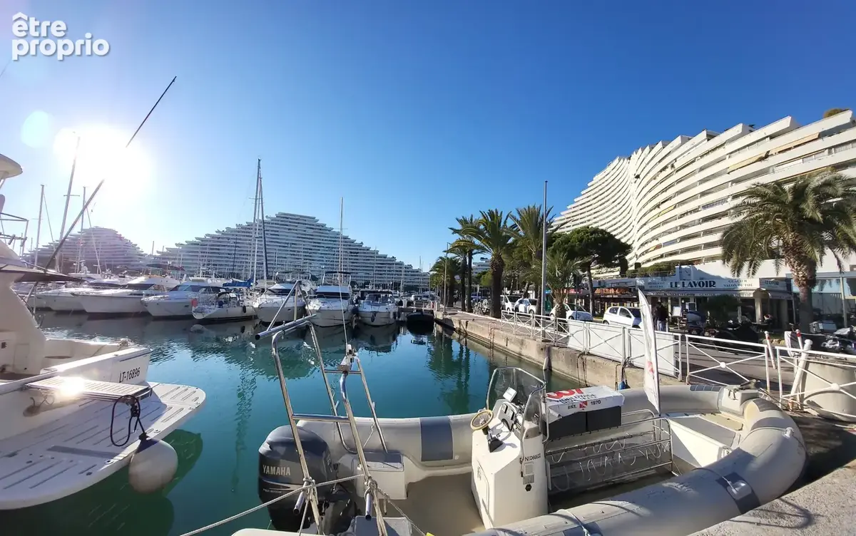 Photo Commerce à Villeneuve-Loubet au prix de 787 500€