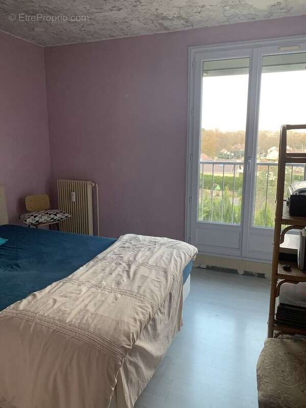 Maison à BRUYERES-LE-CHATEL