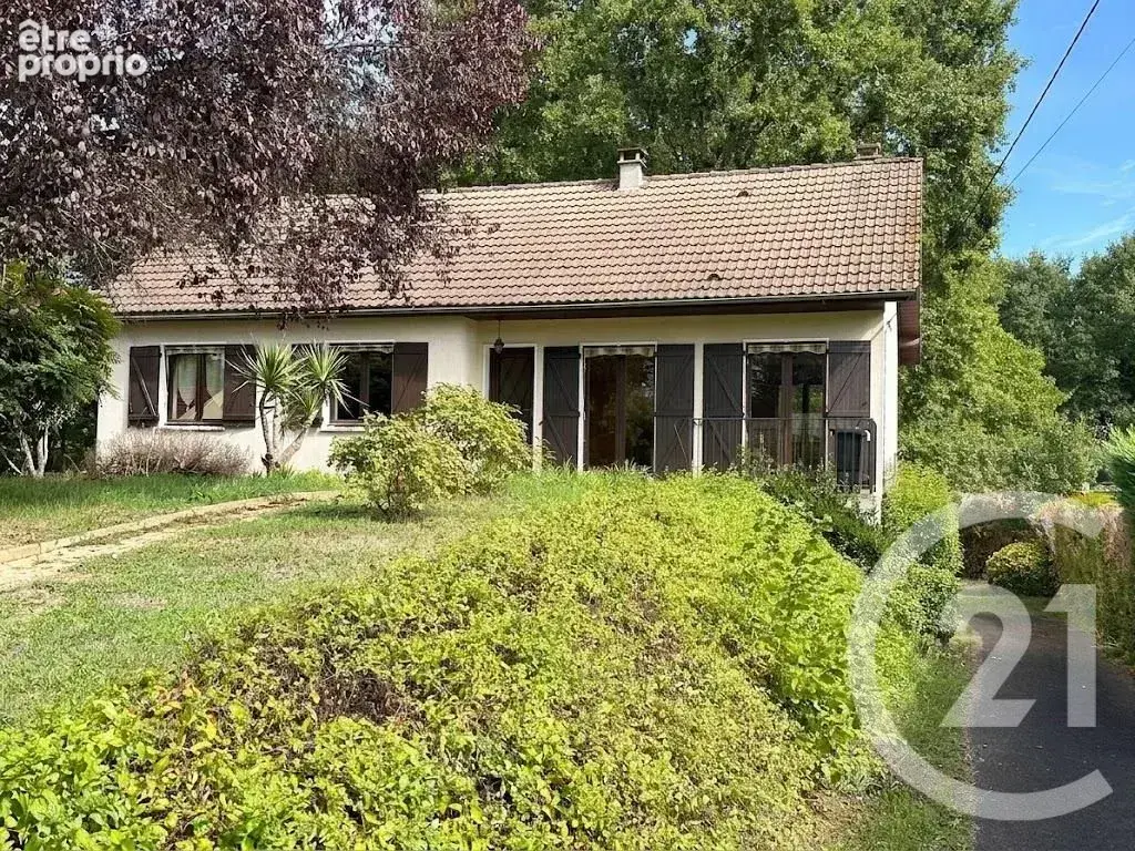 Photo Maison à Cosne-Cours-Sur-Loire au prix de 132 000€