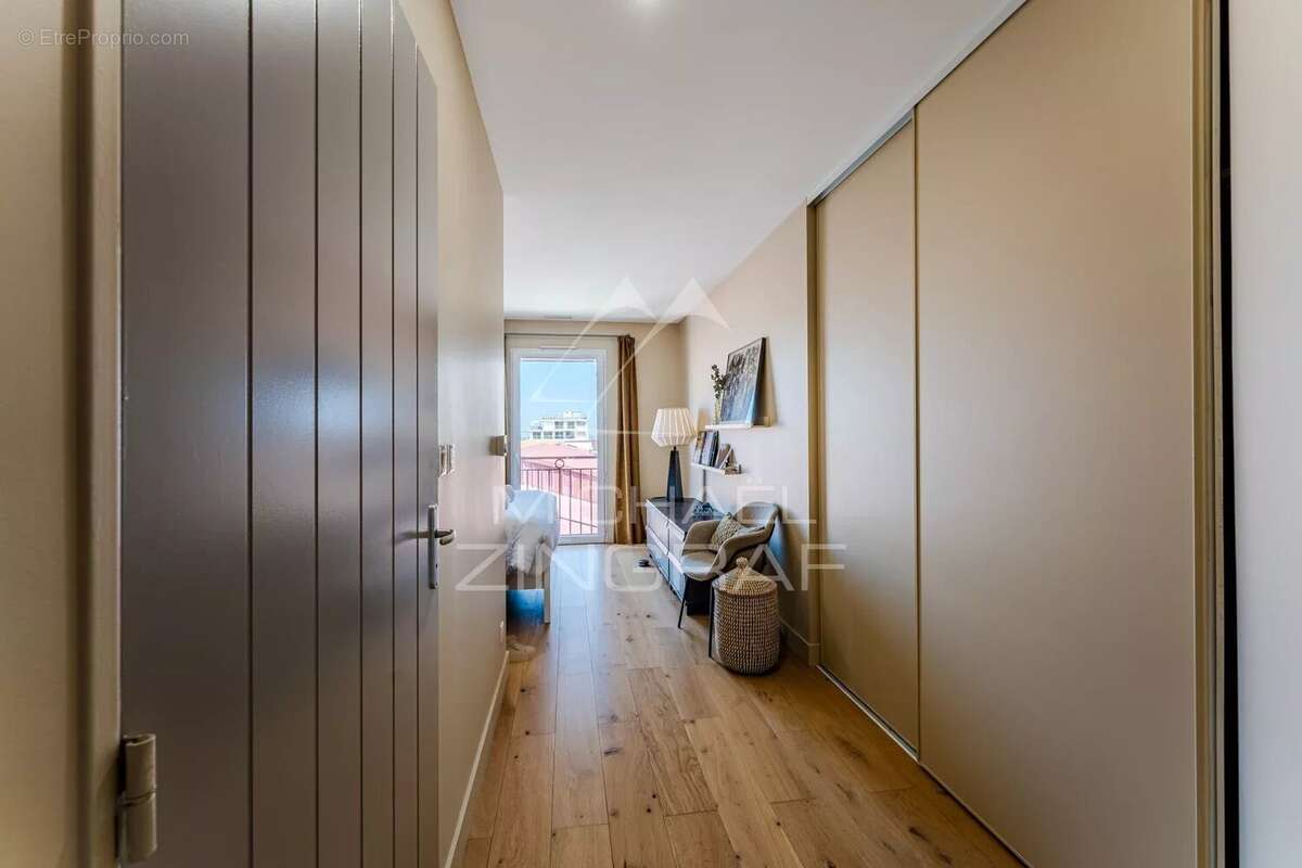 Arcachon centre, appartement aperçus bassin, garage et ascenseur privatif - photo 16