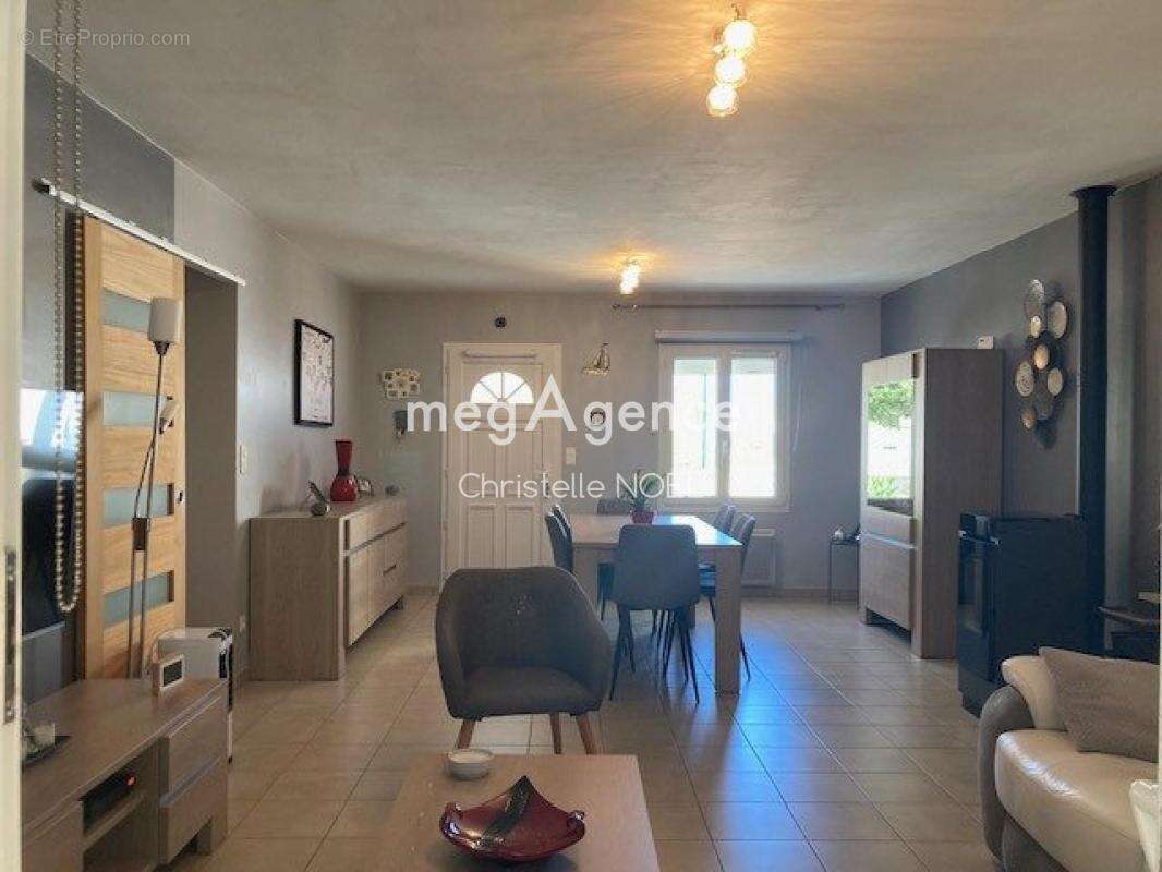 Dans un village avec toutes les commodités,maison de plain pied,à 6Kms de la  plage conches - photo 8