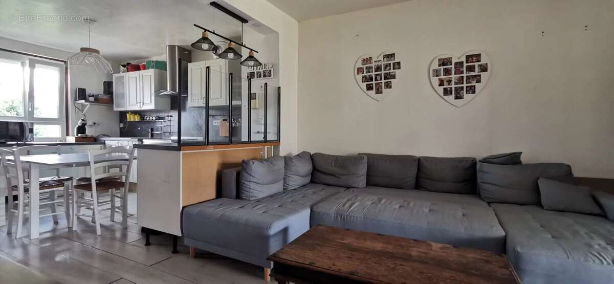 Maison à SAINT-PARRES-AUX-TERTRES