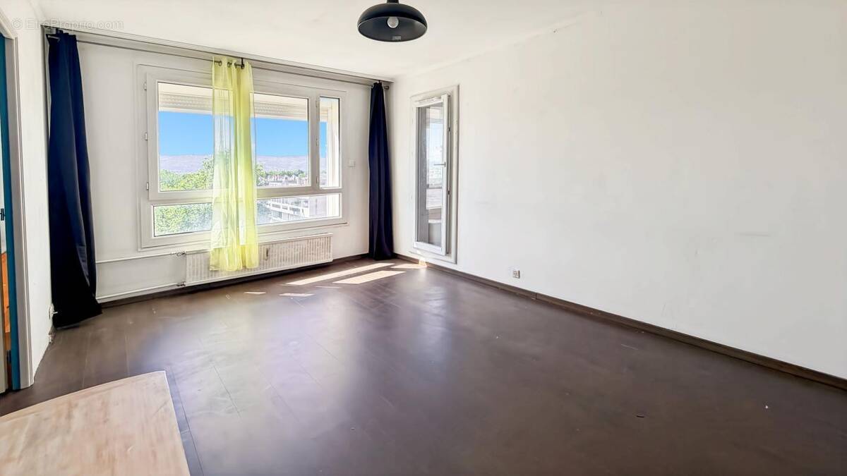 Appartement à VALENCE