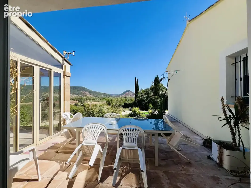 Villa T4 de 147m2 avec vue ,piscine, garage sur 1200m2 de terrain - photo 7