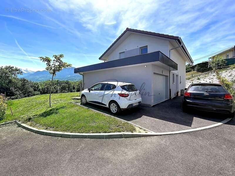 Maison à ETAUX