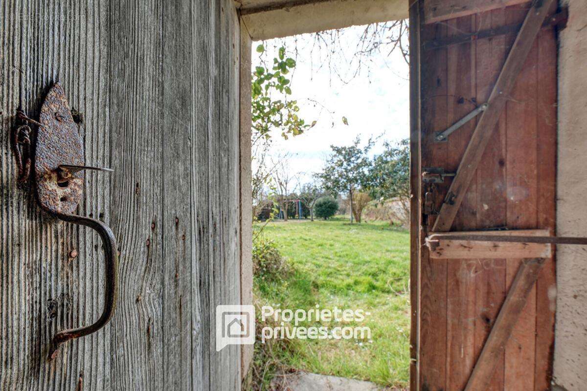Maison à FONTENAY-LES-BRIIS