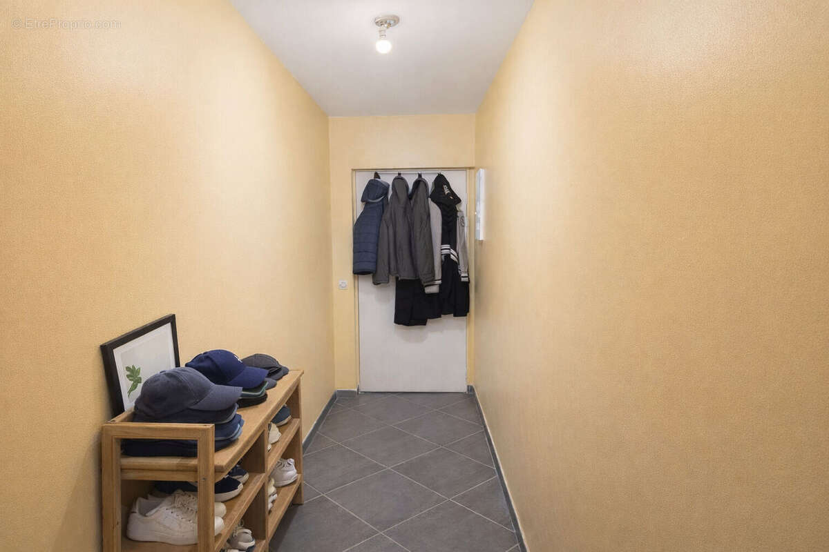 Appartement à TORCY