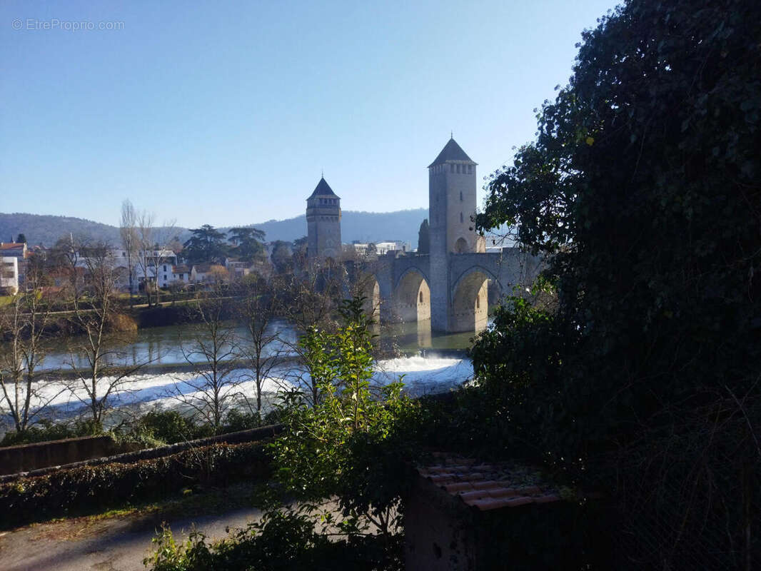 vue - Maison à CAHORS