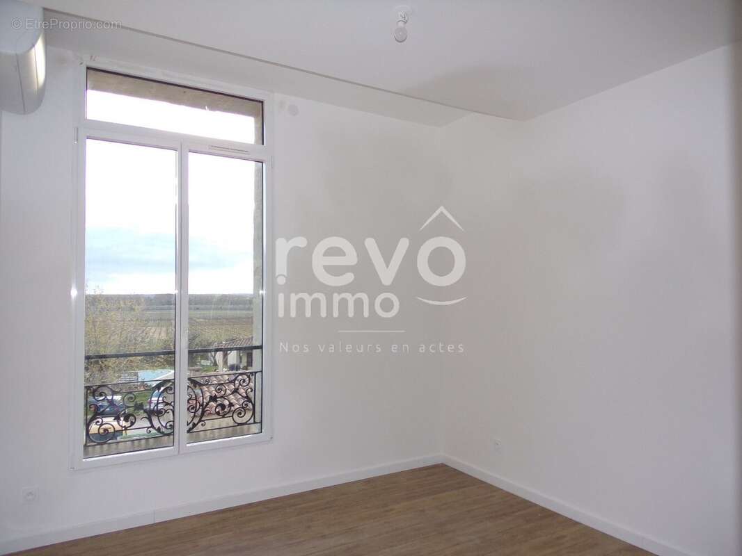 Appartement à PAULHAN