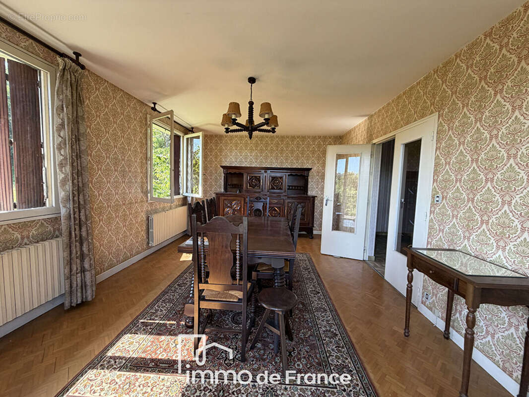 Maison sur hauteur Decazeville -95 m2 habitables- avec grand sous-sol - photo 4
