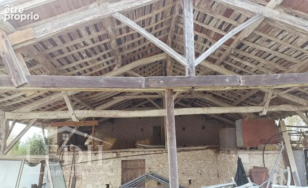 Maison en Pierre de 145m2 à rénover - photo 6