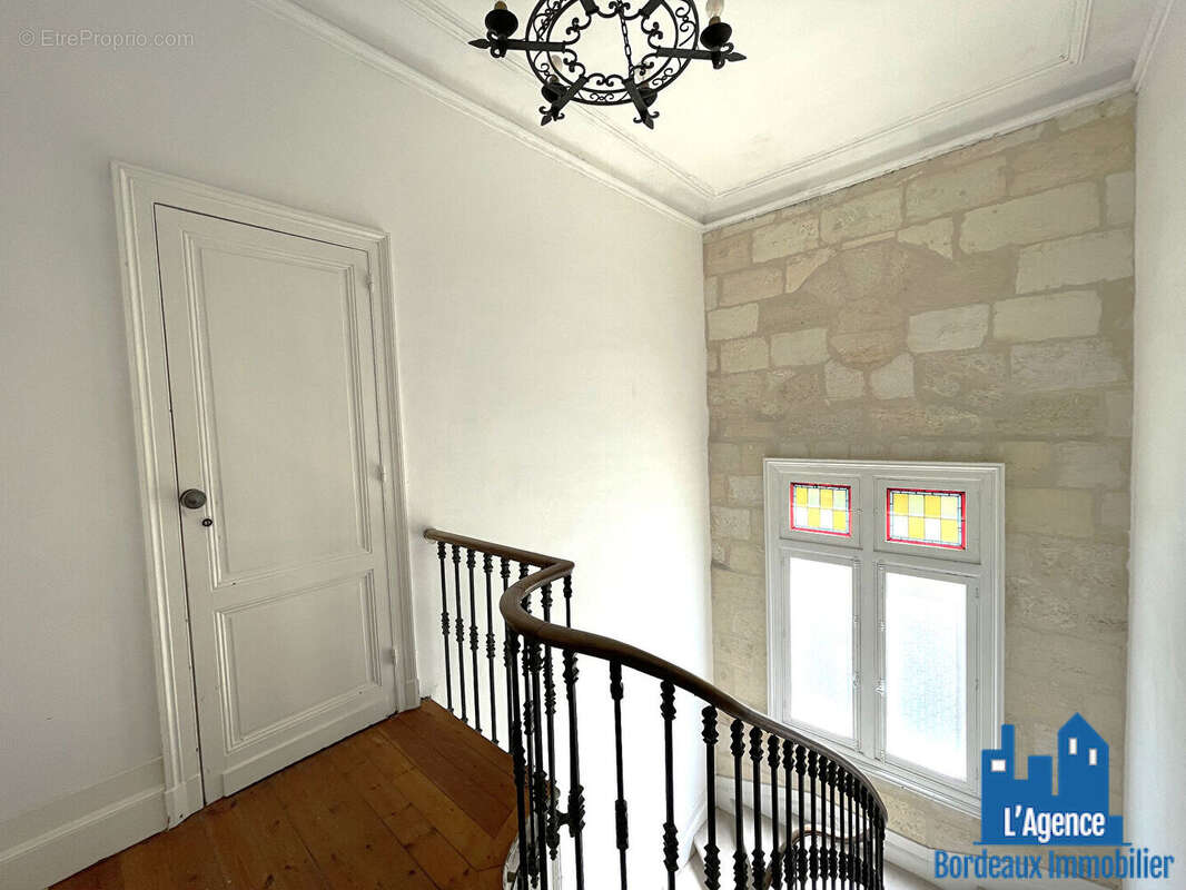 Appartement à BORDEAUX