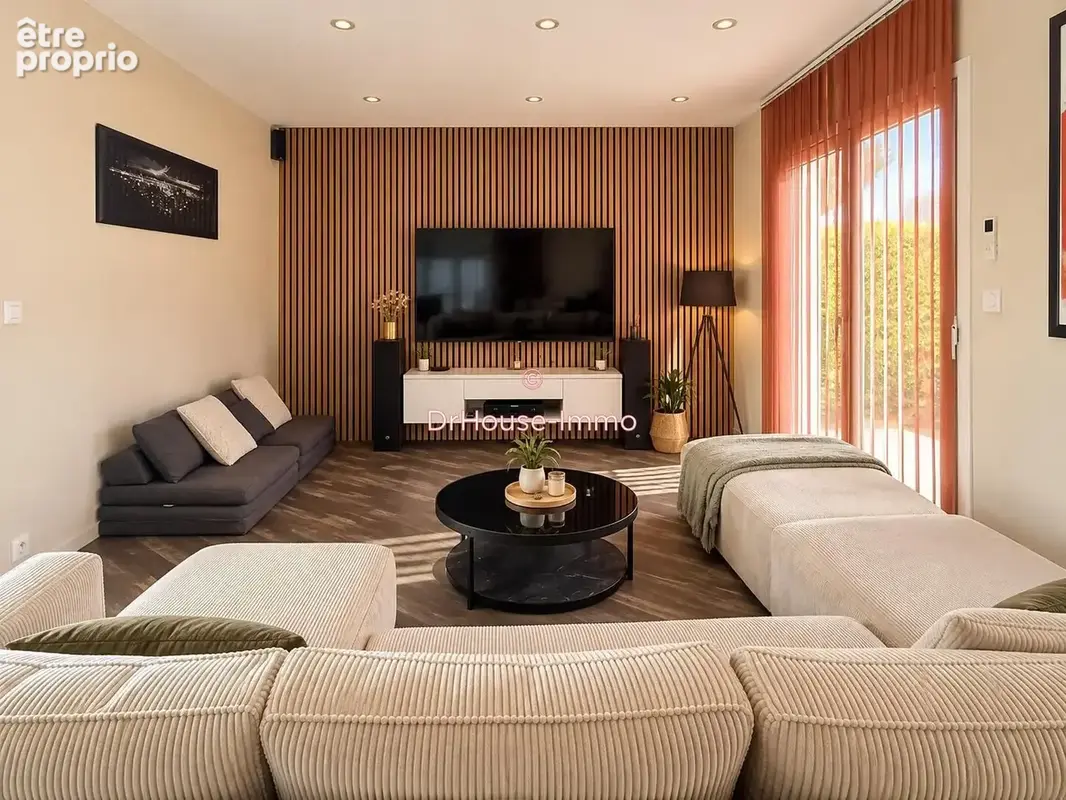 Maison 6 pièces 185 m² à vendre à Saint-Vincent-De-Paul (33440) - photo 4