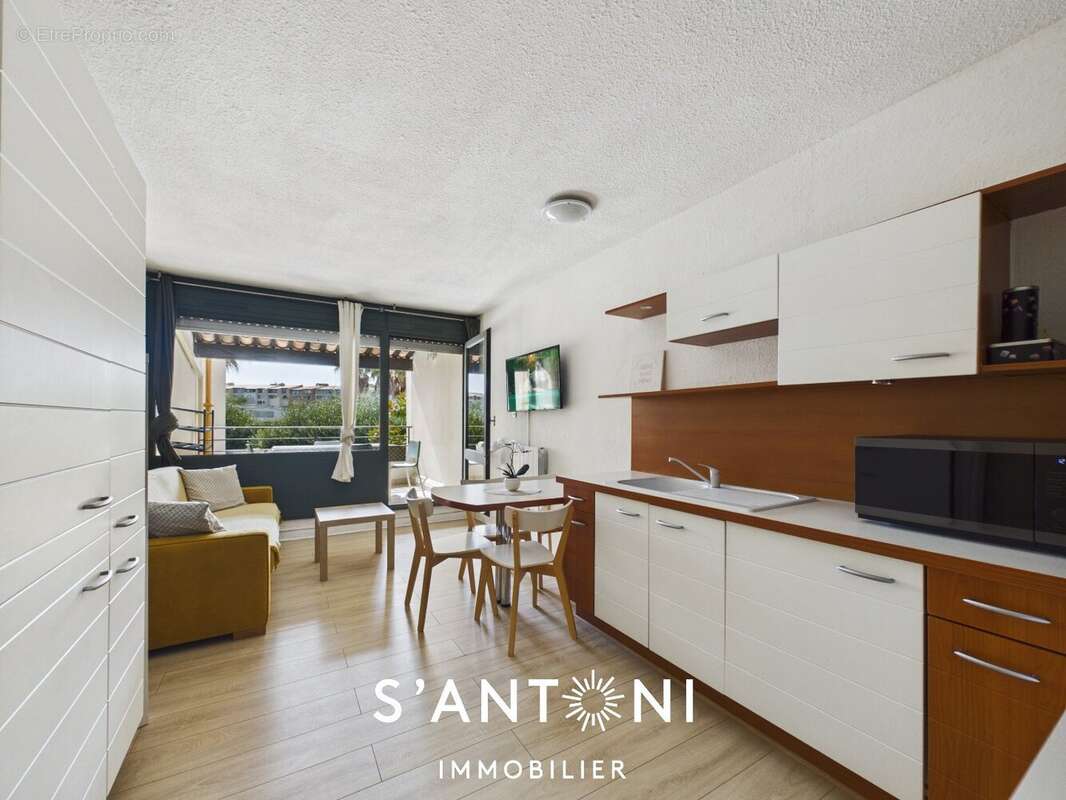 LE CAP D'AGDE - AVANT PORT - Studio cabine + Parking + Piscine - photo 2