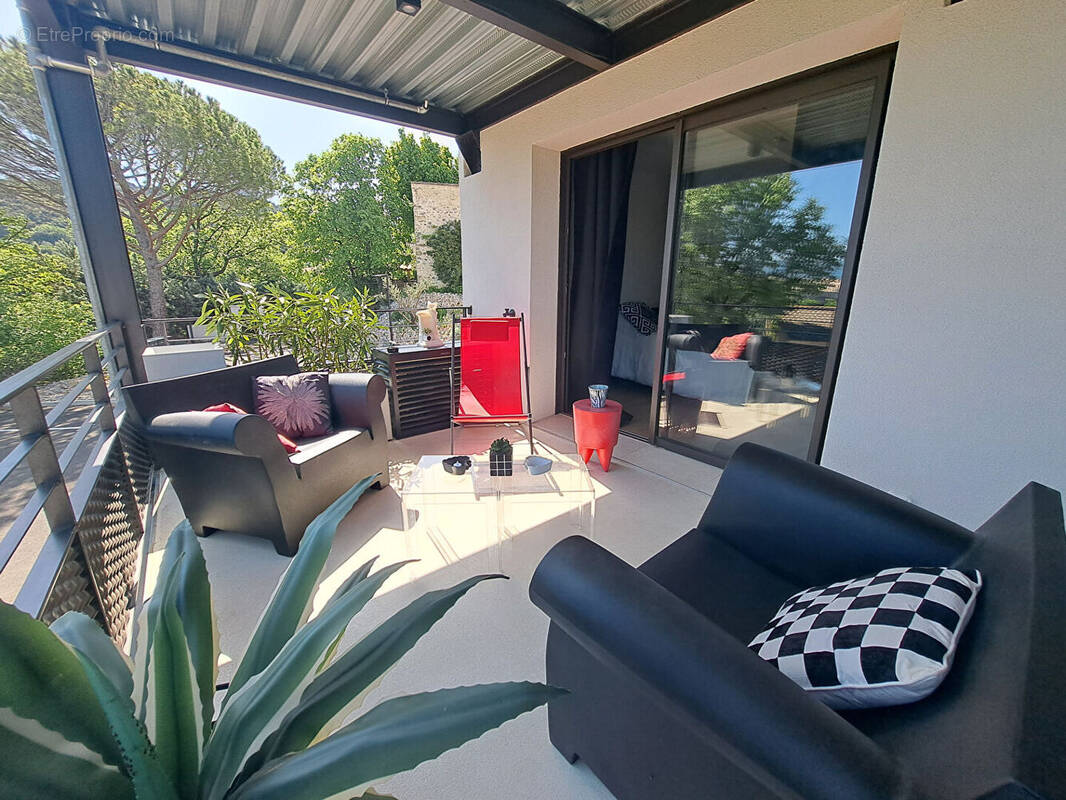 Appartement à VAISON-LA-ROMAINE