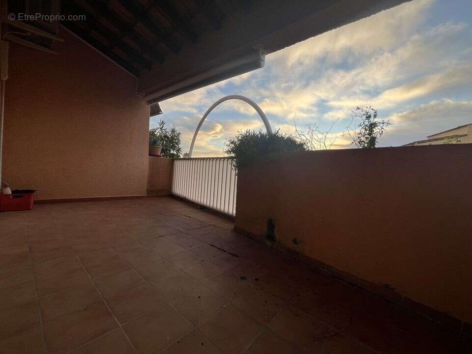 Appartement à SAUSSET-LES-PINS
