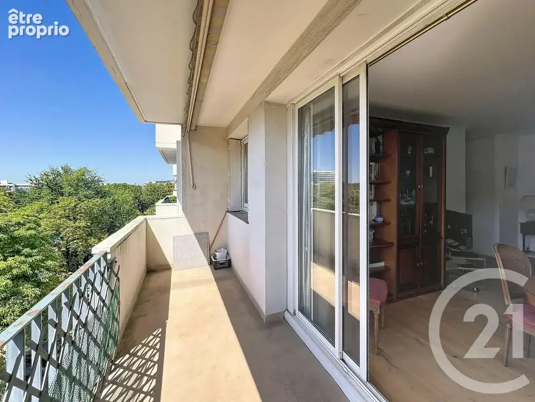 Appartement 74 m² à Saint-Cloud  - photo 2