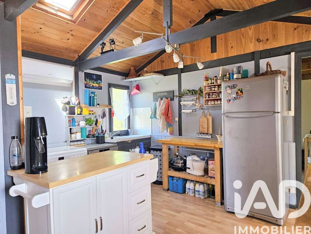 Maison 143 m² à Saint-Leger-Triey  - photo 3