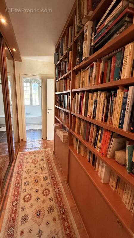 Maison à ROQUEFORT-LES-PINS