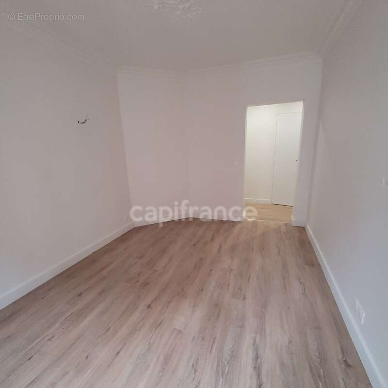 Appartement à CLICHY