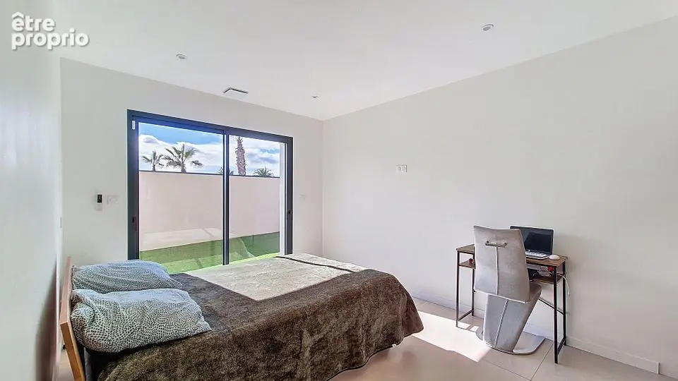 Élégante villa contemporaine de plain-pied dans un domaine résidentiel prisé - photo 11