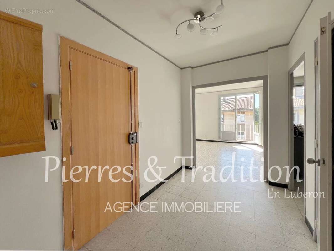 Appartement à APT