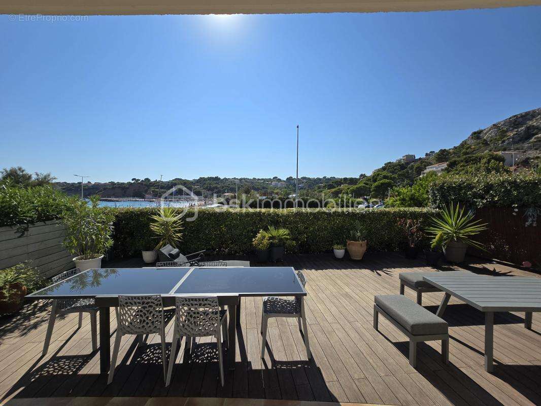 EXCLUSIVITÉ – T3 de standing en front de mer – Terrasse de 70 m², vue mer et intimité absolue - photo 23