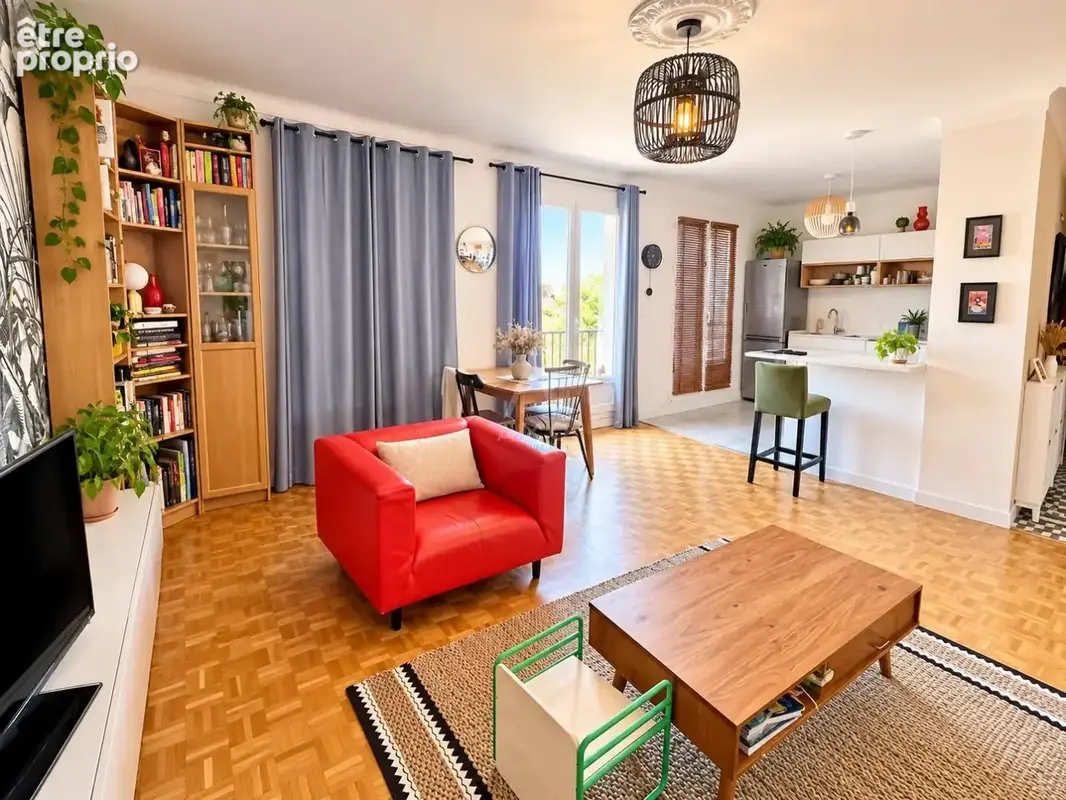 A VENDRE Magnifique T3 entièrement rénové à Rezé avec balcon, garage et cave - photo 2