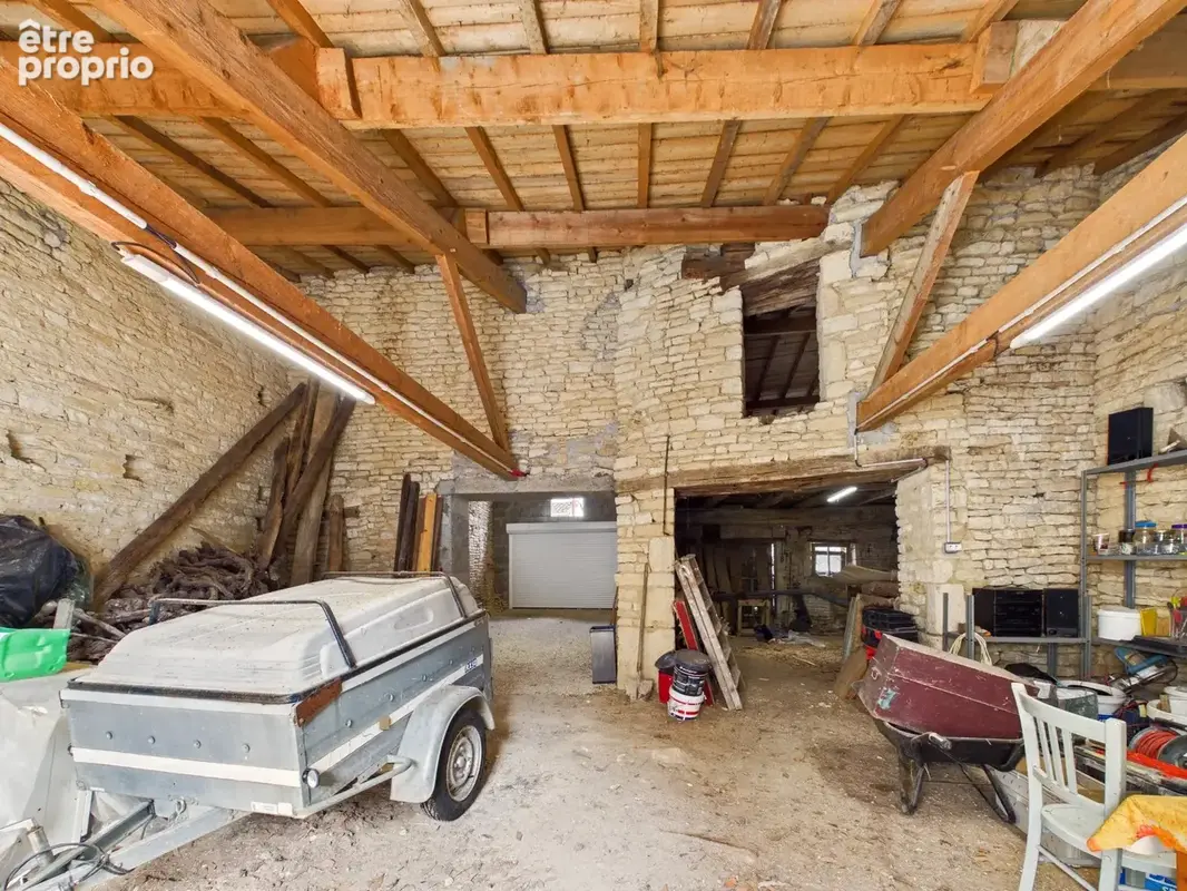 Maison de village avec cachet et dépendance de 136 m² - photo 14