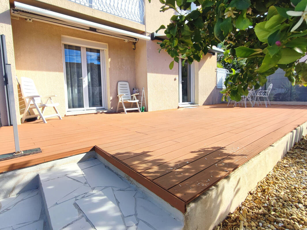 Appartement à SIX-FOURS-LES-PLAGES