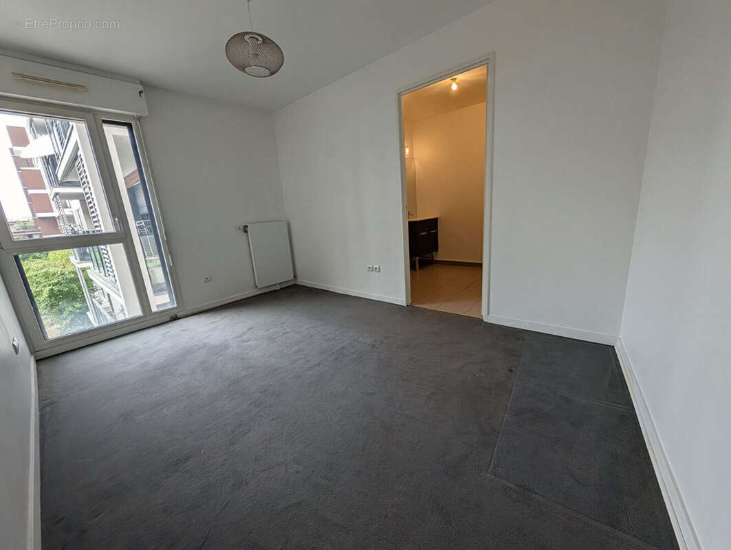 Appartement à COLOMBES