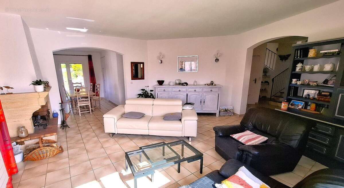 Maison à HYERES