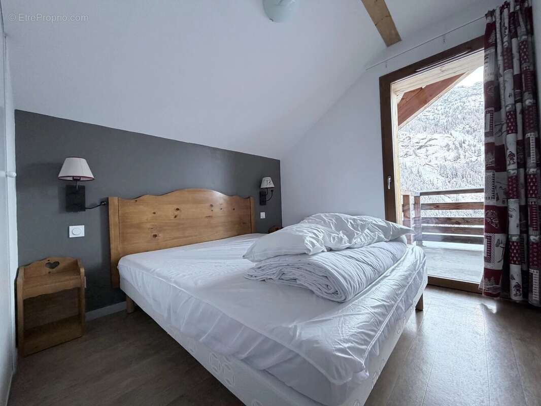 Appartement à VAUJANY