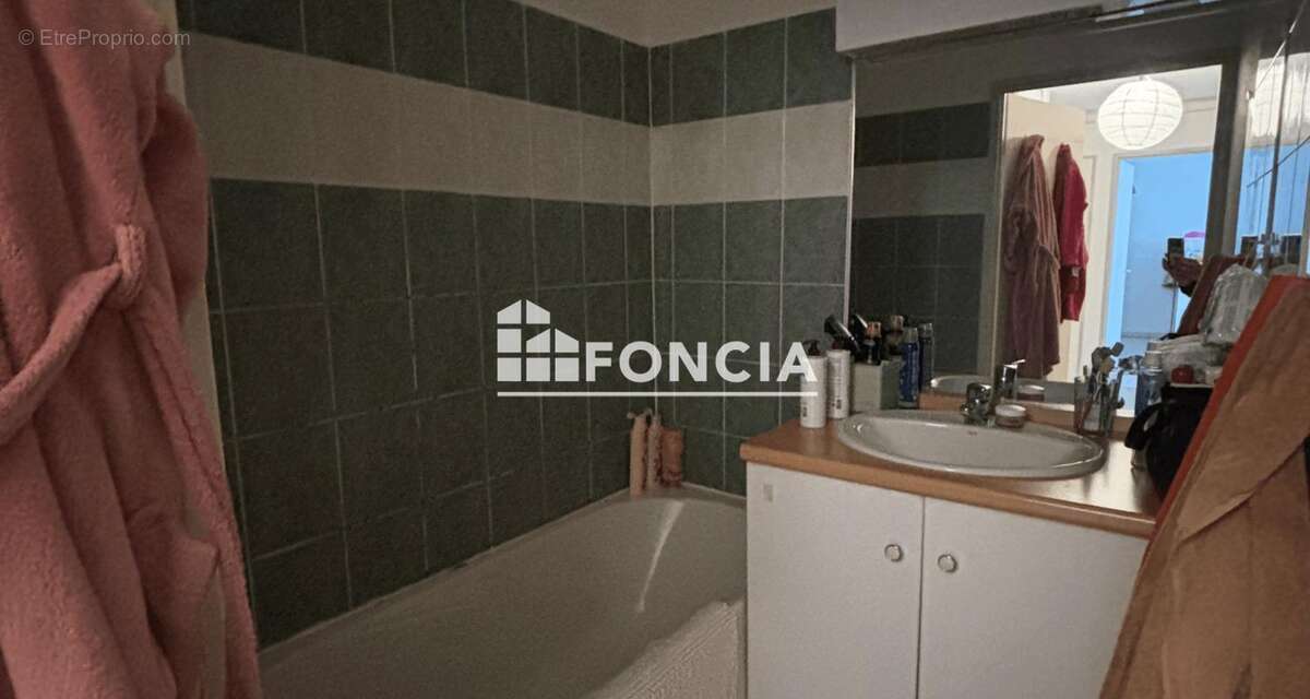 Appartement à CASTELGINEST