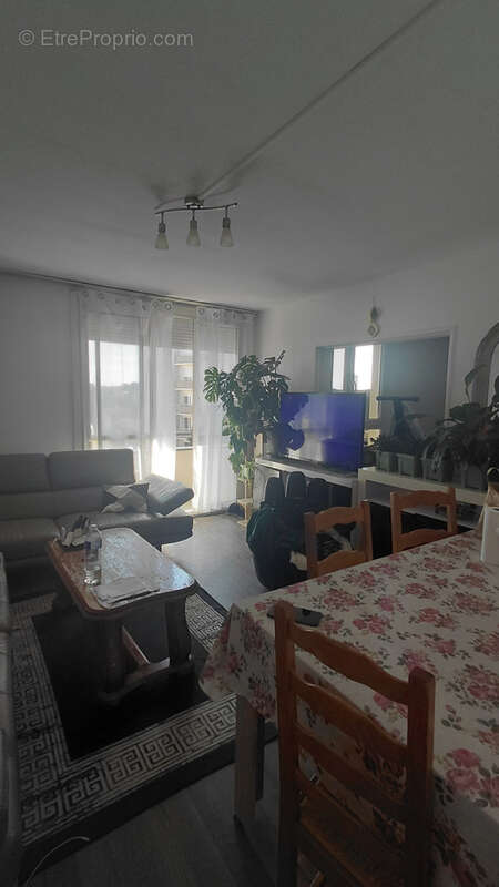 Appartement à MONTELIMAR