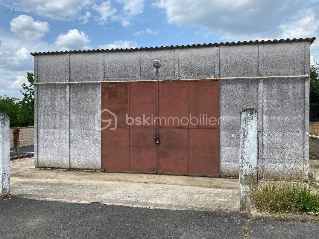 Terrain à SAINTRY-SUR-SEINE