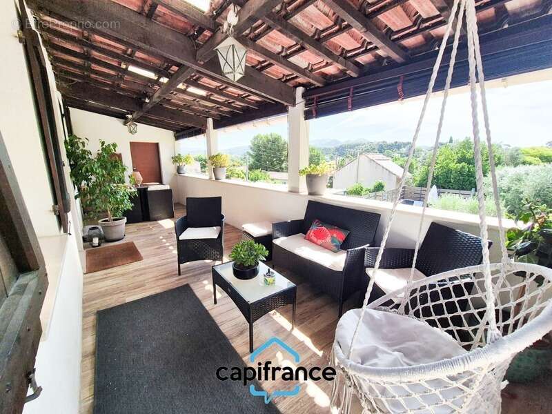 Maison familliale rénovée avec piscine - photo 7