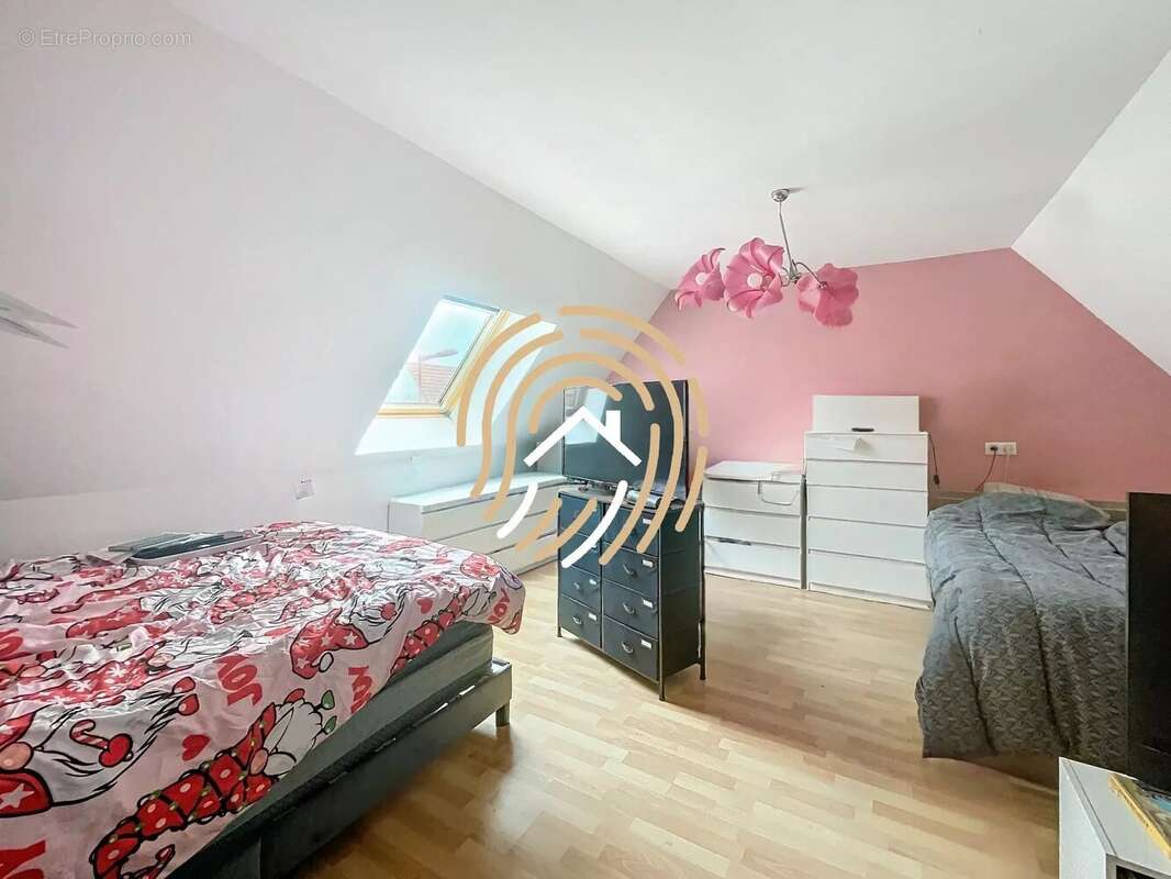 Maison 94 m² à Leforest  - photo 10