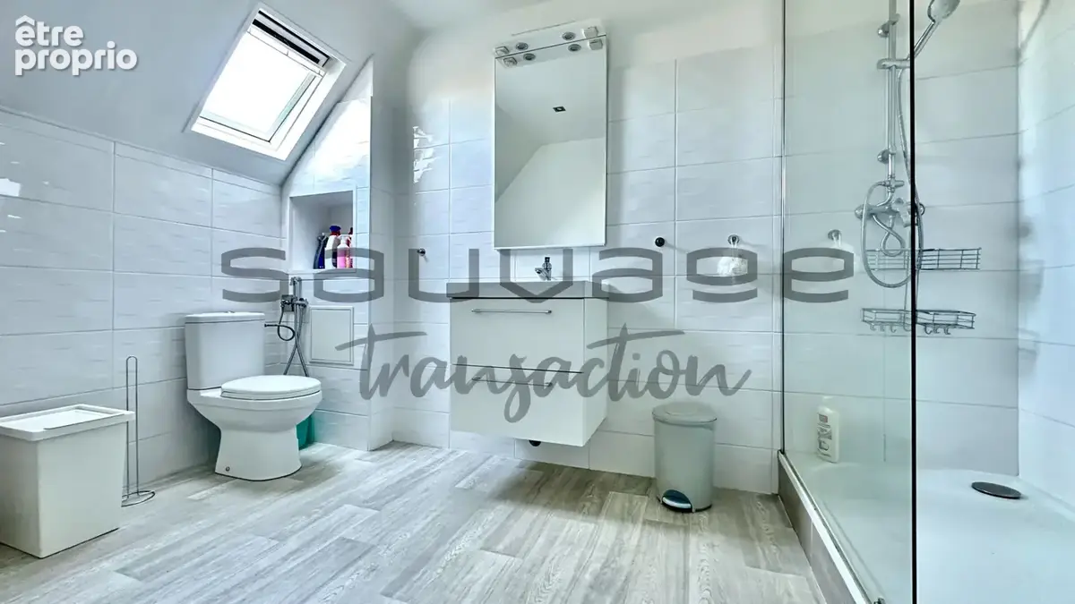 Maison 7 pièces et double garage - SAINT-ÉTIENNE DU ROUVRAY - photo 9