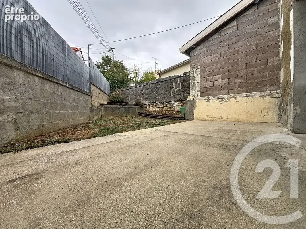 Maison 5 pièces 73 m² à vendre à L'isle-D'espagnac (16340) - photo 4