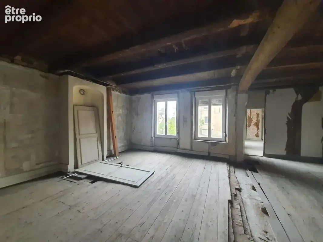 Dpt Vosges (88), à vendre RAMBERVILLERS immeuble T15 de 280 m2 à rénover en 5 ou 6 appartements avec cour - photo 8