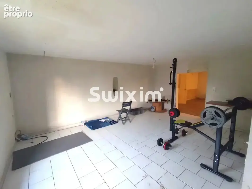 Maison avec dépendances et 14436m2 de terrain - photo 8